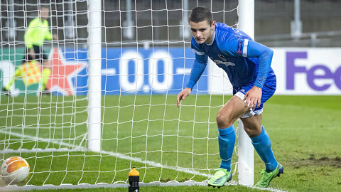 然显得被动 然显得被动