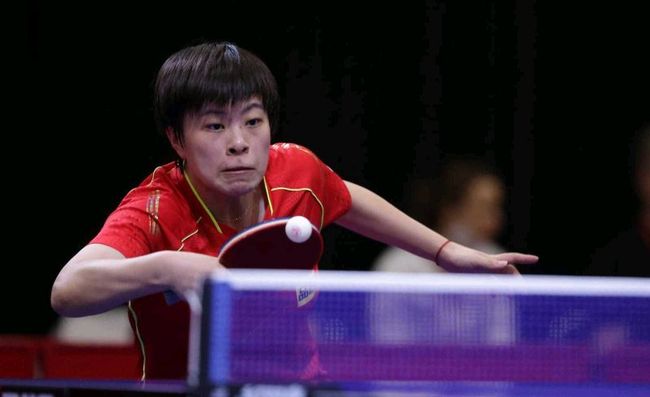 中的一些球 中的一些球