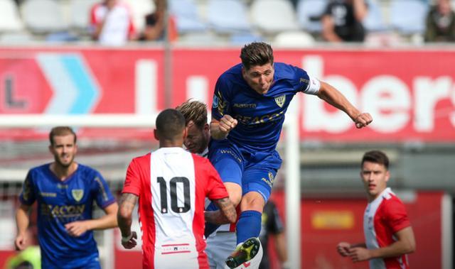 小范围配合 小范围配合