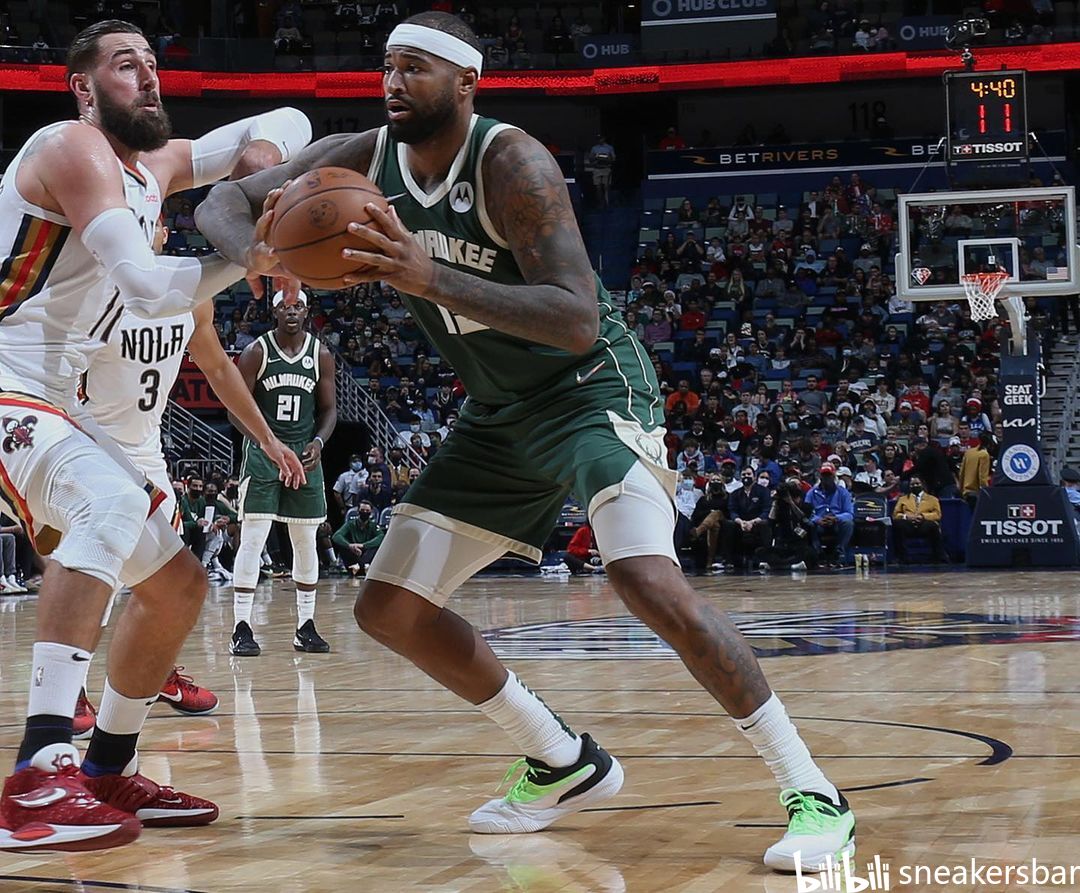 不经意的目 不经意的目